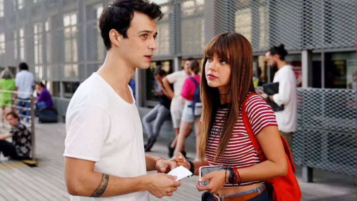 Darmaduman 1. bölüm izle | Fox TV Darmaduman ilk bölüm tek parça full HD izle