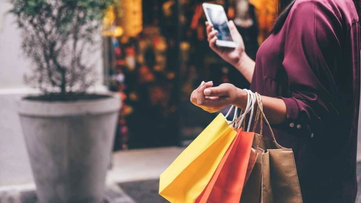 H&M indirim günleri 2022 | H&M Black Friday (Kara Cuma) indirimi ne zaman? H and M Cyber Monday indirimi başladı mı?