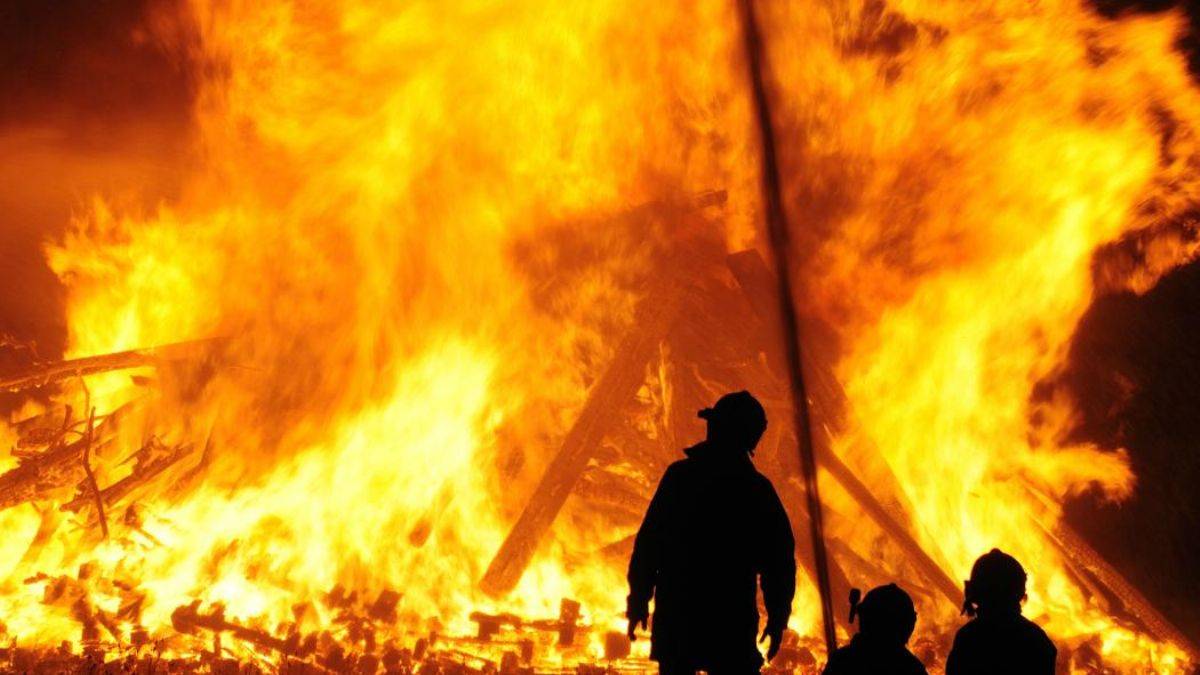 Bursa tekstil fabrikasında yangın | Bursa tekstil fabrikası yangını neden çıktı, ölen ve yaralanan var mı?