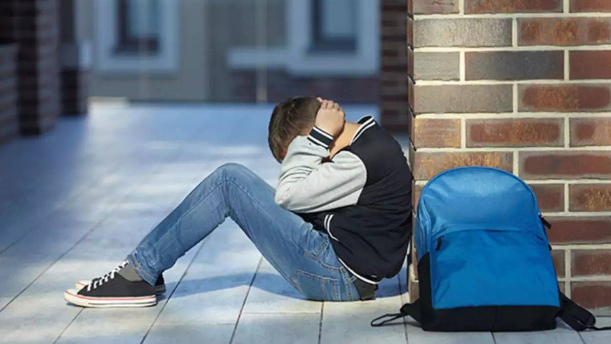 Öğrencileri intihara kalkışan okul müdüründen yardım çağrısı