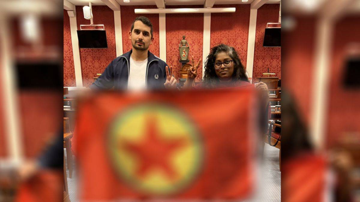 İsveç parlamentosunda PKK bayrağı açtılar!