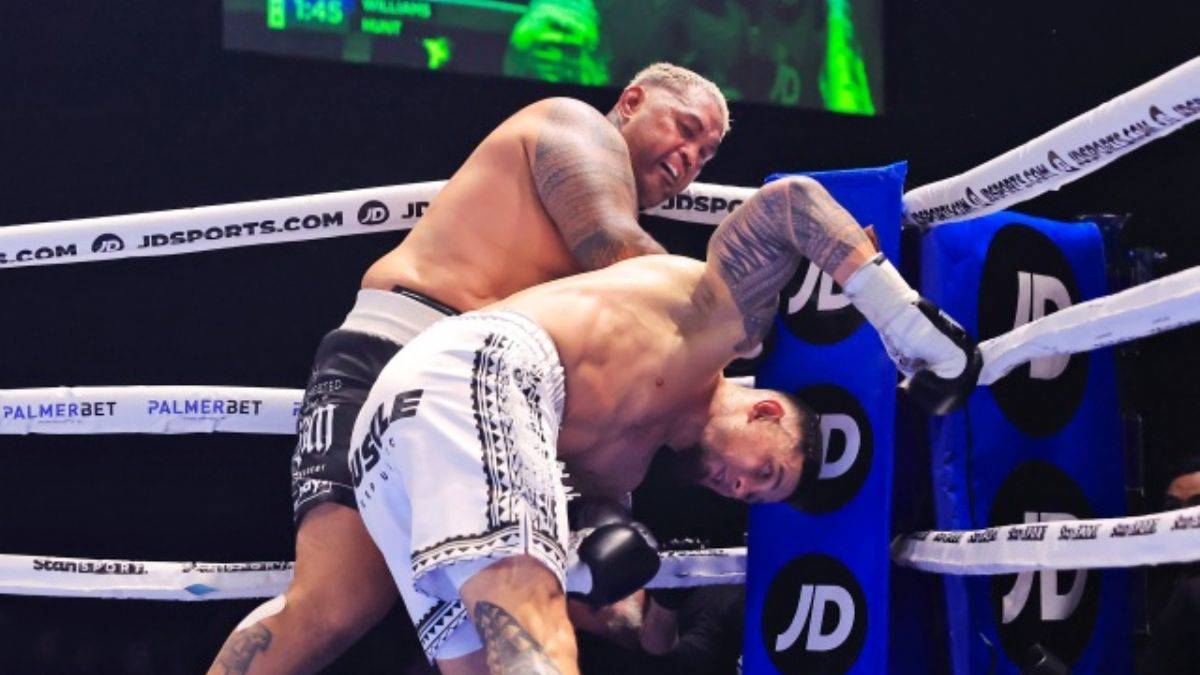 Nakavt! Sonny Bill Williams ringe çöktü