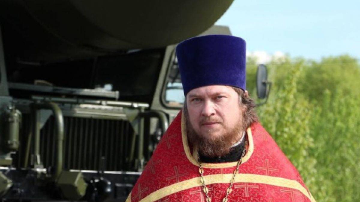 Rus rahip Amerikan füzesi ile öldürüldü