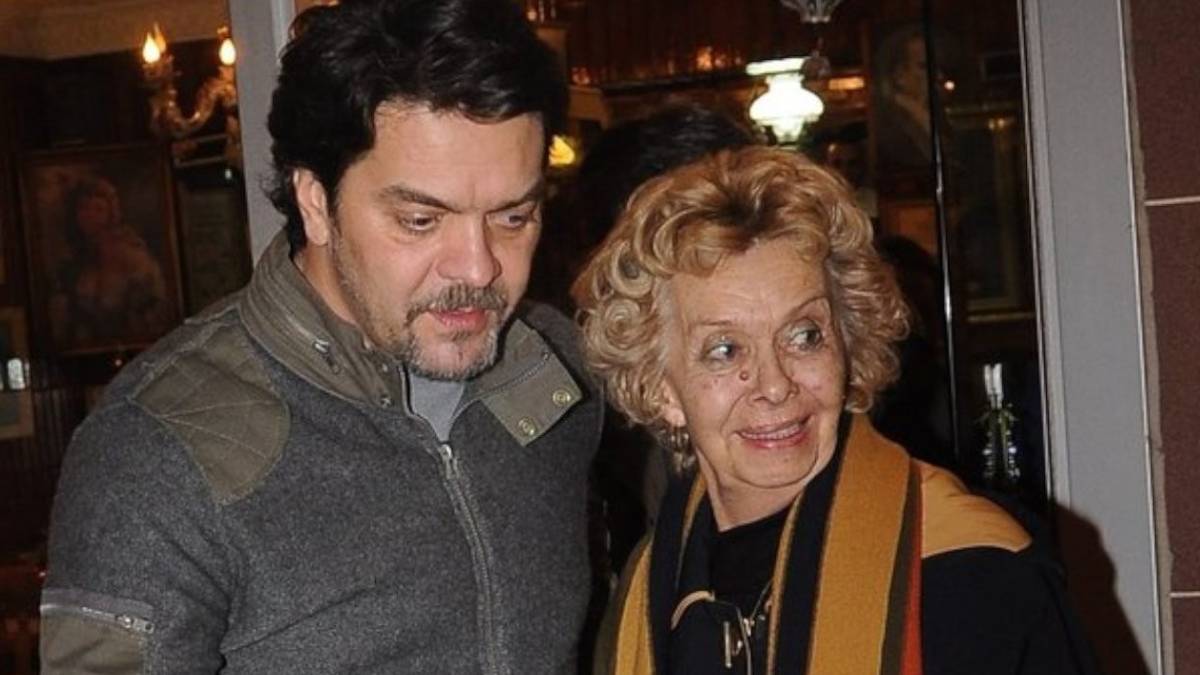 Beyazıt Öztürk'ün annesi Nurten Öztürk kimdir? Beyin kanaması mı geçirdi?