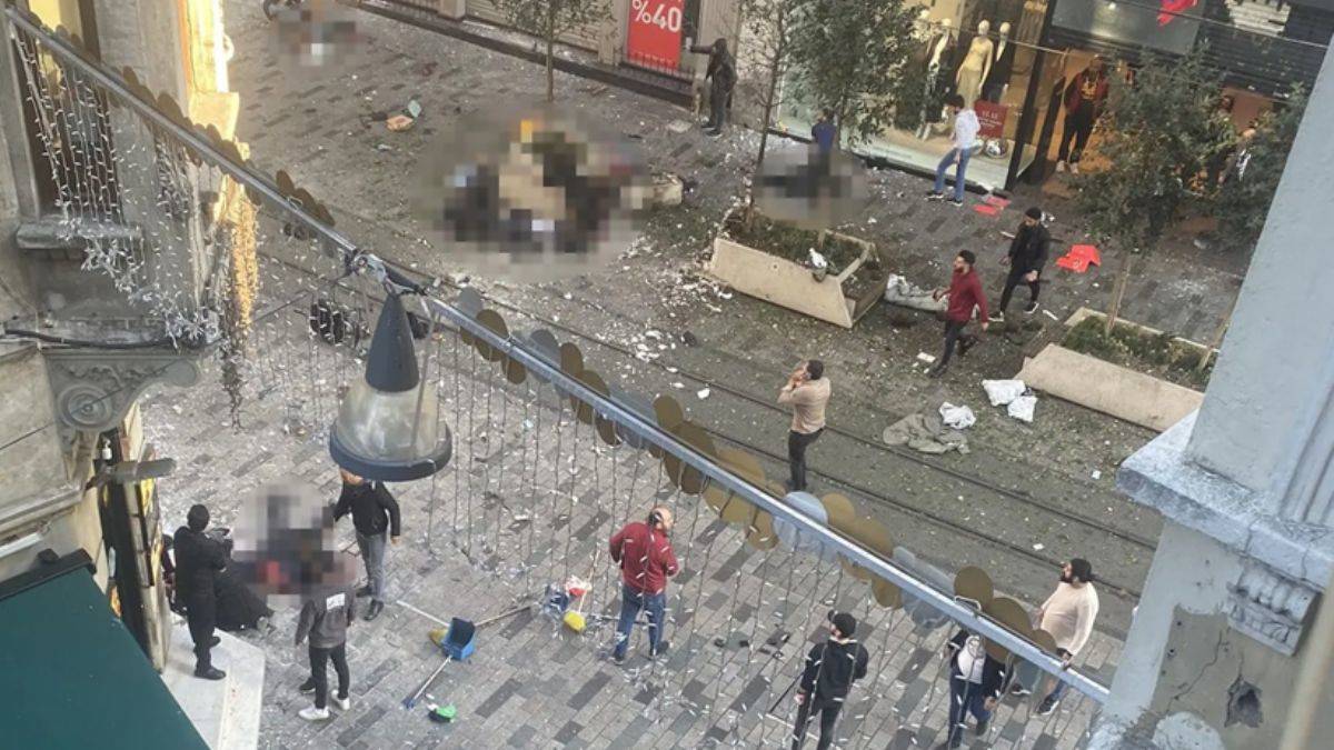 İstiklal Caddesi’nde patlama! Çok sayıda ölü ve yaralı var!