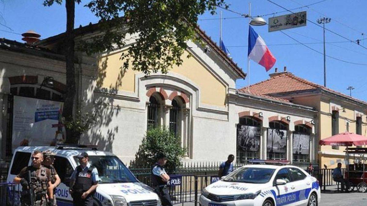 Patlama sonrası Fransa Başkonsolosluğu'ndan vatandaşlarına uyarı!