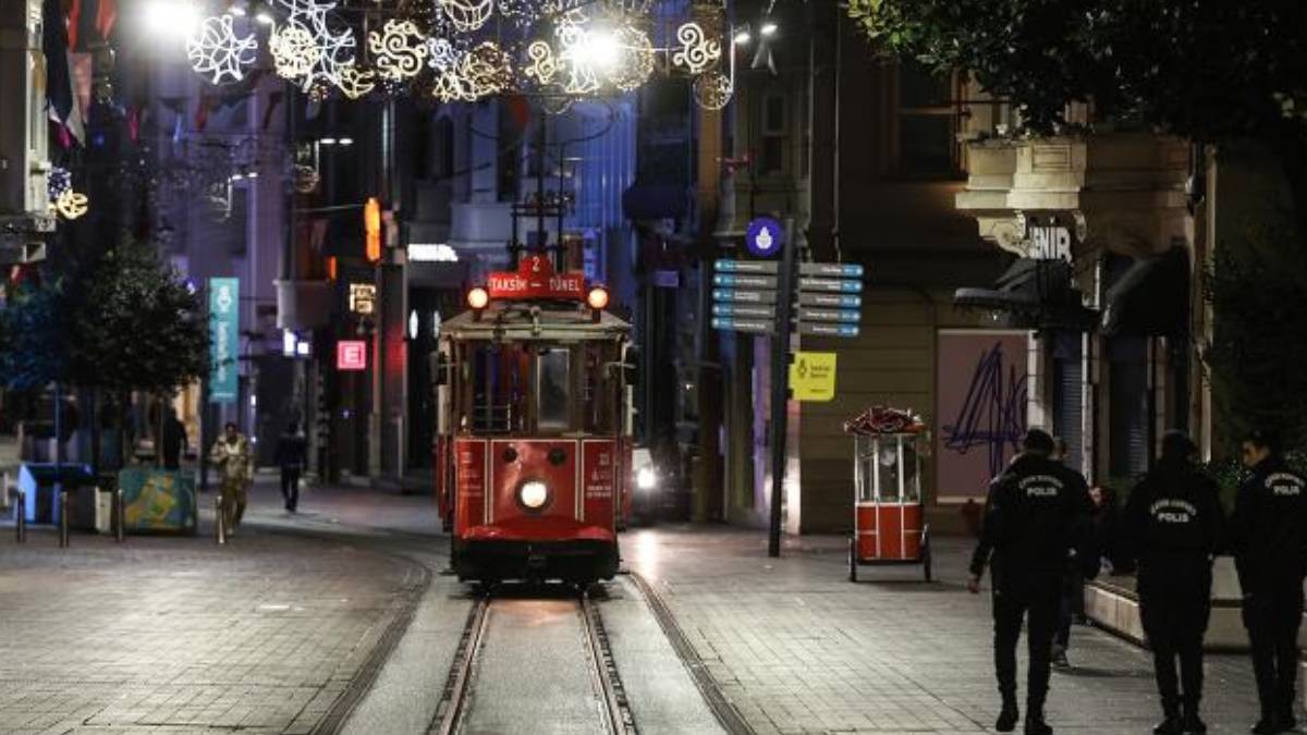 İstiklal Caddesi açıldı mı? Taksim Meydanı açık mı kapalı mı? Giriş serbest mi, yasak mı?