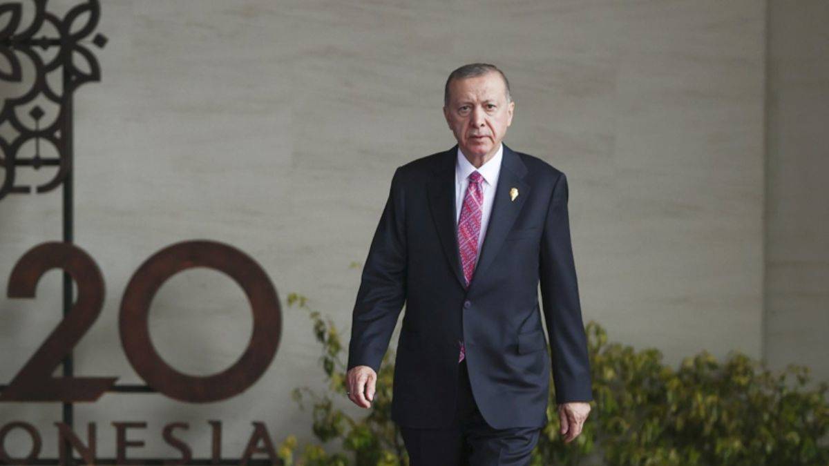 Erdoğan'dan Polonya'ya düşen füze ile ilgili açıklama!