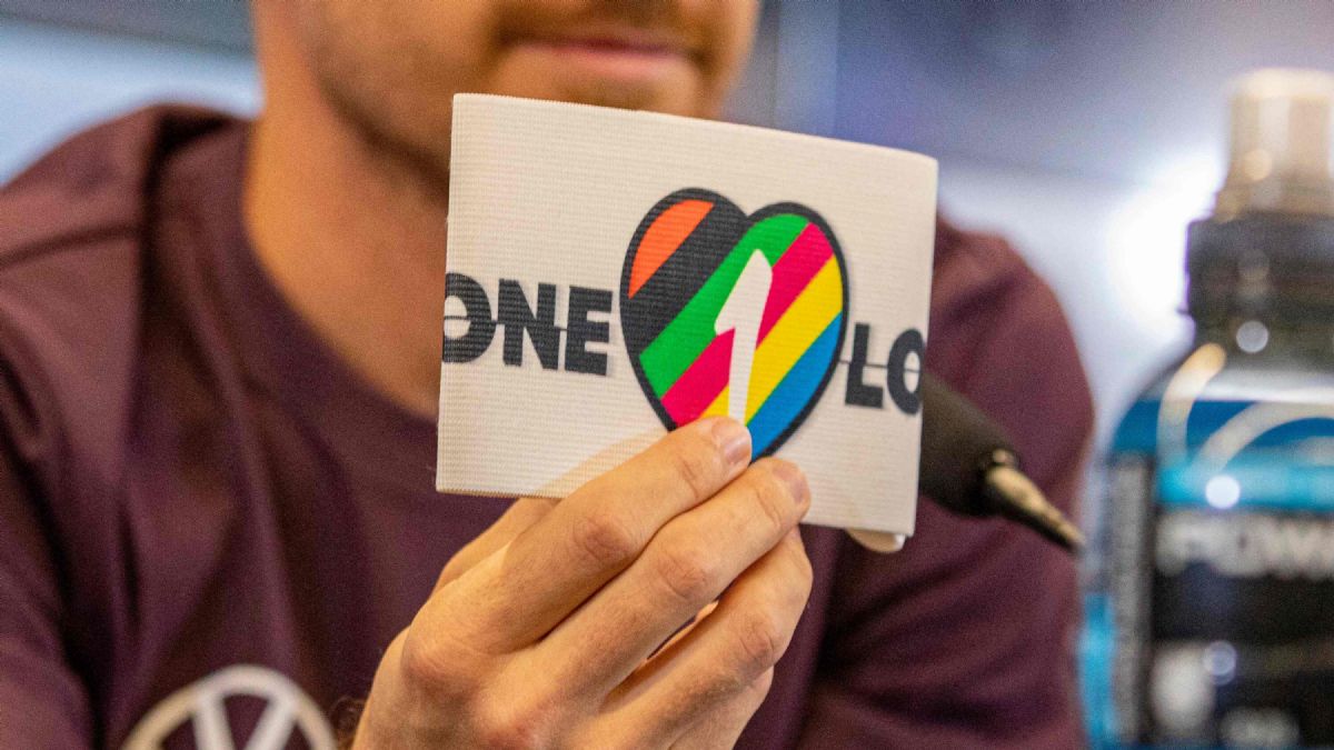 Fransız kaleci Lloris LGBT pazubandı takmayacak