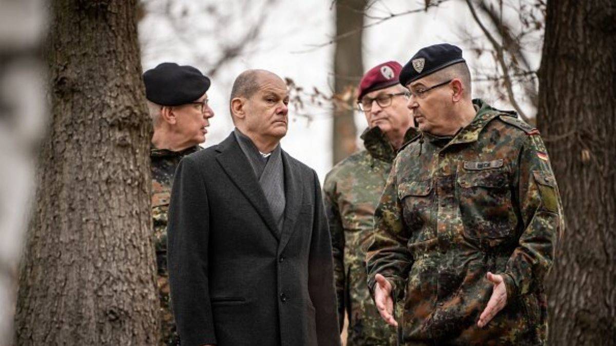 Alman ordusu sefalet içinde, askerler isyanda