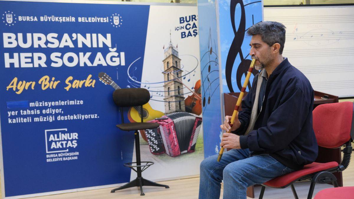 Sokakların tescilli müzisyenleri