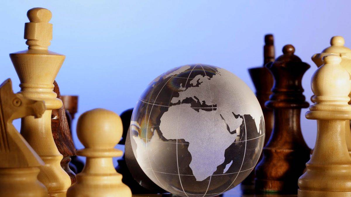 Financial Times: Küresel jeopolitikayı orta ölçekli güçler şekillendiriyor
