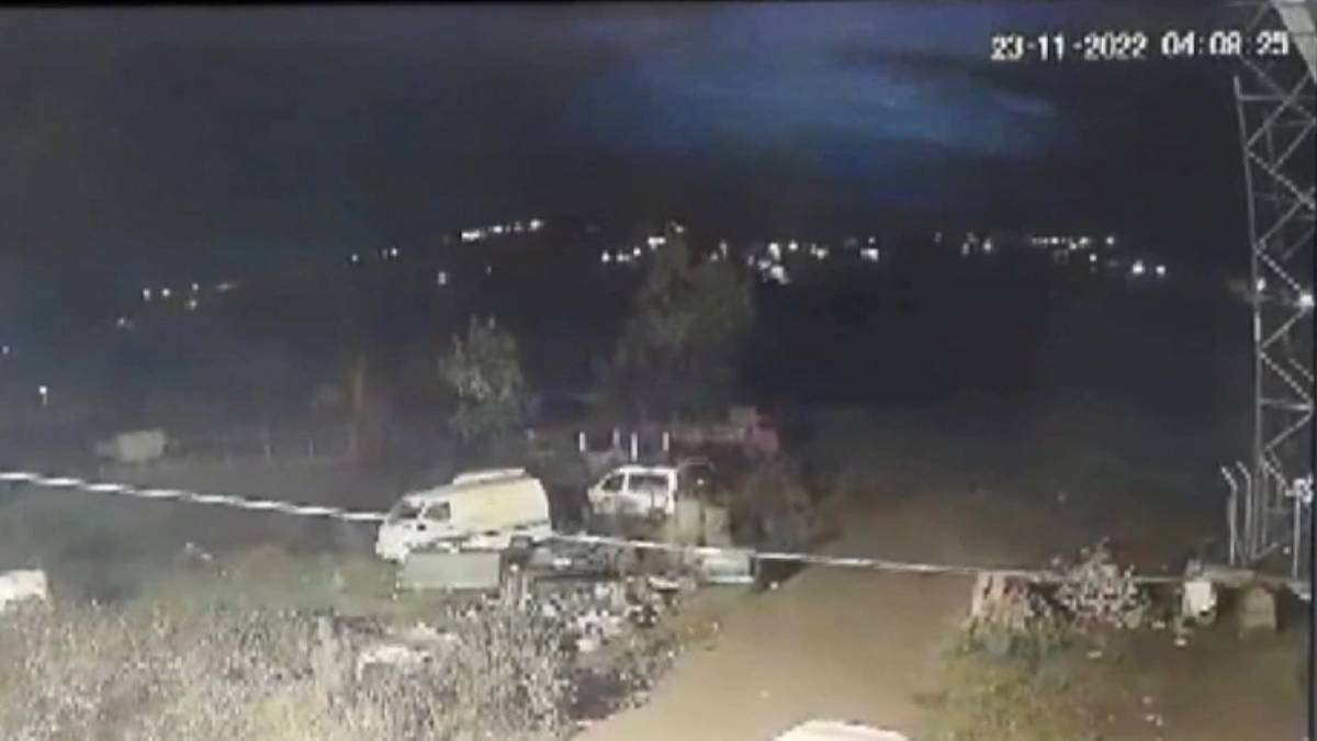 Deprem anında ışık neden olur? Deprem sırasında ortaya çıkan ışığın nedeni ne?