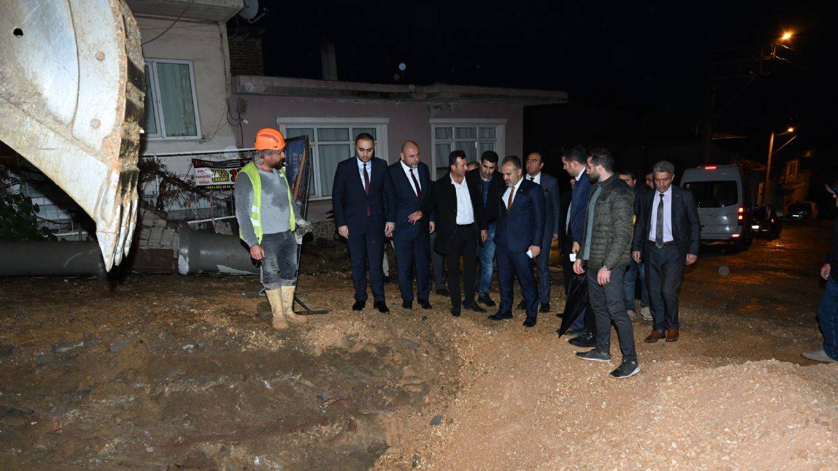 Büyükşehir gece gündüz sahada