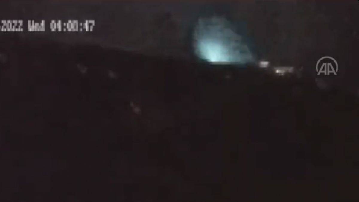 Düzce depreminde görülen ışığın kaynağı açıklandı