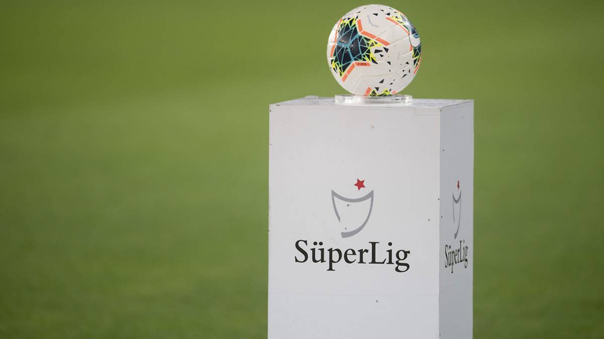 Süper Lig'de maçlar ne zaman başlayacak? Türkiye'de ligler ne zaman başlayacak?