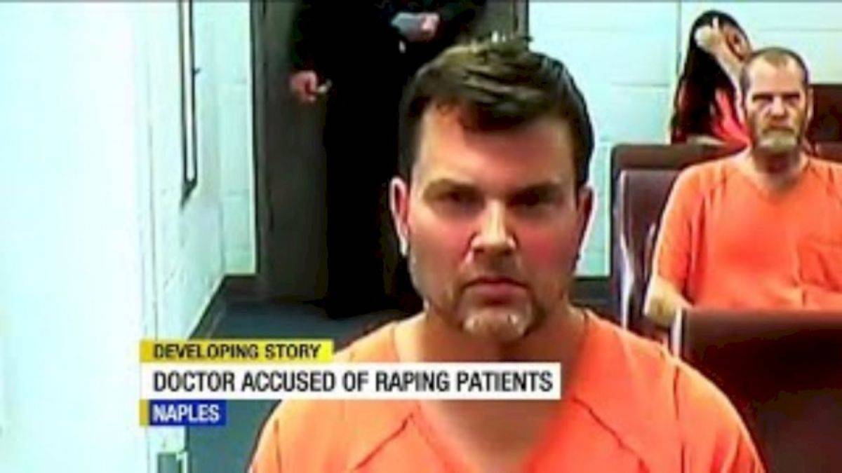 Tecavüzle suçlanan doktor hendekte ölü bulundu