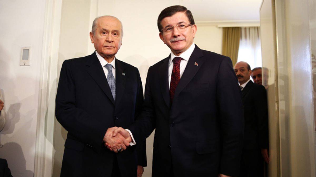 Davutoğlu'ndan Bahçeli'ye ''market'' tepkisi