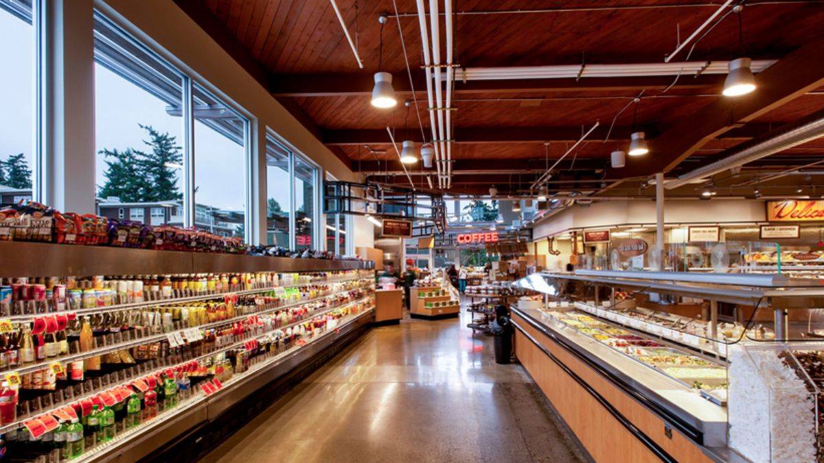 Şok iddia! Yokluktan evcil hayvan maması yiyorlar!