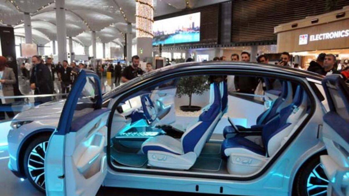 TOGG, İstanbul Havalimanı'nda görücüye çıktı