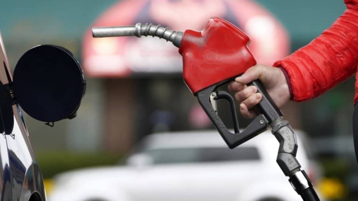 Dizel ve benzine BÜYÜK indirim | 7 Aralık mazot ve benzin litresine ne kadar indirim geldi, benzin kaç TL oldu?