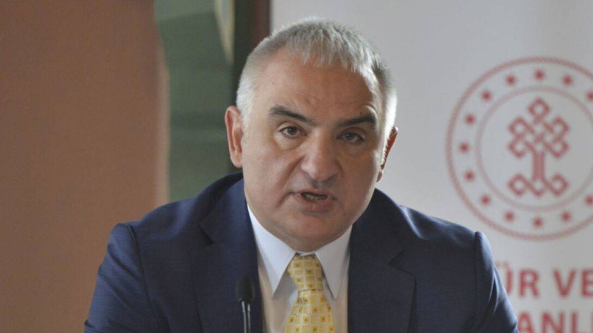 Bakan Ersoy'dan ''Hiranur Vakfı'' açıklaması