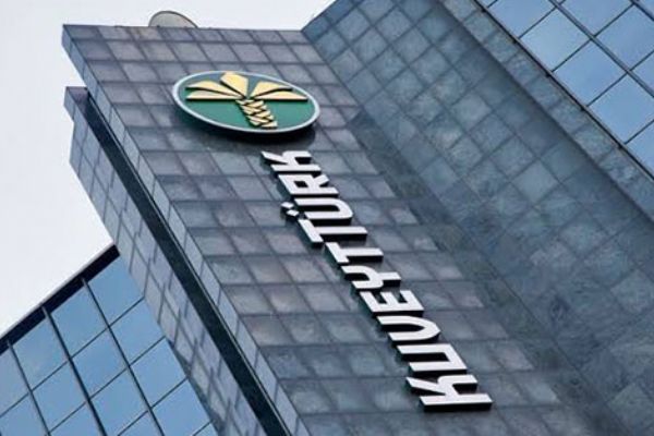 Eski İstanbul’u günümüze taşıyan çini sergisi: ‘Geçmiş Zaman Olur Ki’