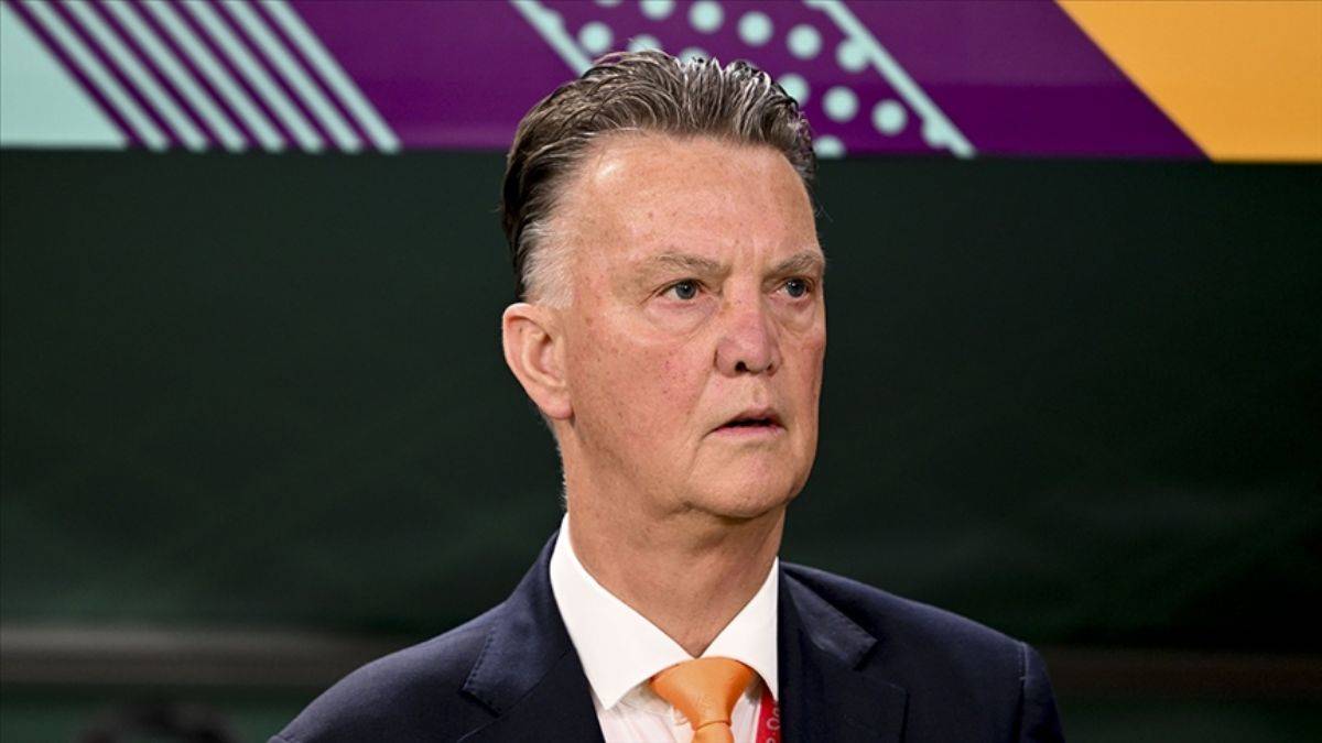 Louis van Gaal ayrıldı mı, neden ayrıldı?