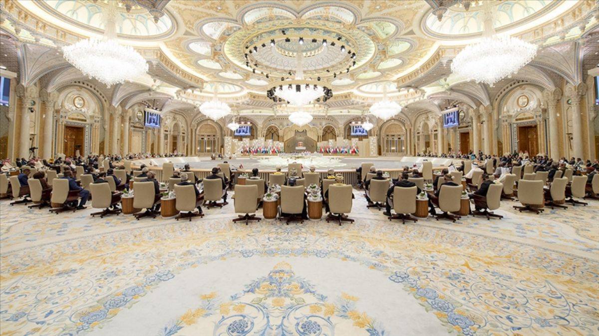 Çin-Arap Ülkeleri Zirvesi'nde karar açıklandı