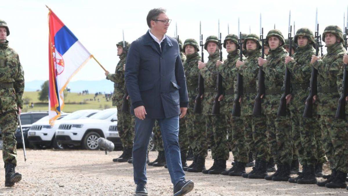 Vucic'ten Kosova'da Sırp ordusu ve polisi açıklaması
