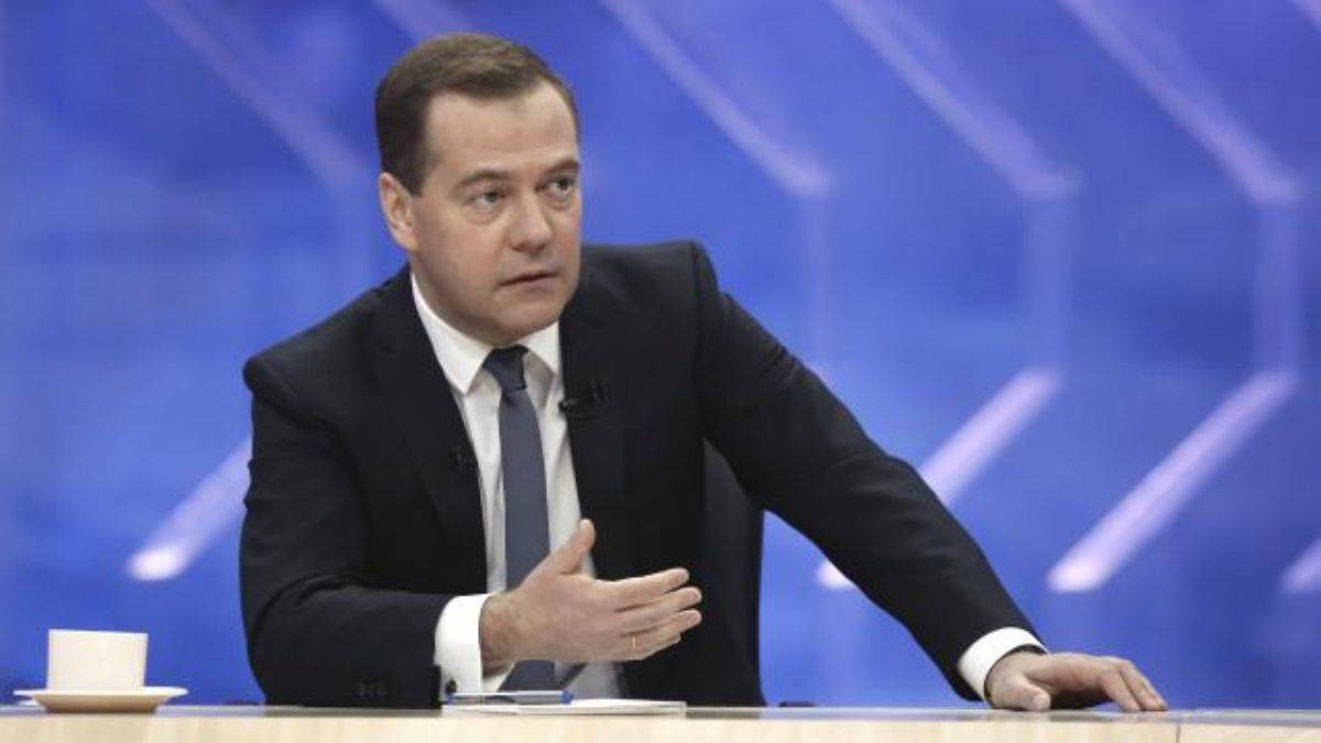 Dmitry Medvedev: Rusya yeni nesil silah üretimini artırıyor