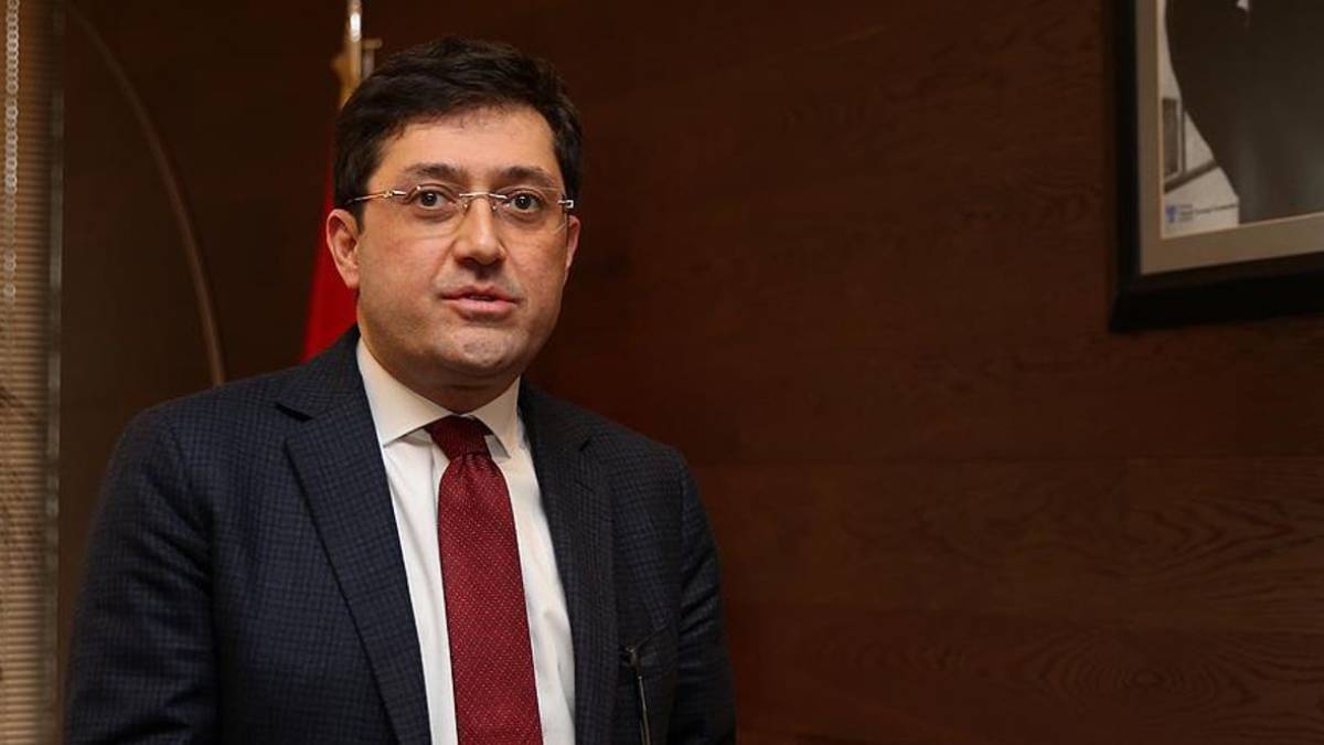 Murat Hazinedar kimdir hangi partiden belediye başkanı seçildi?