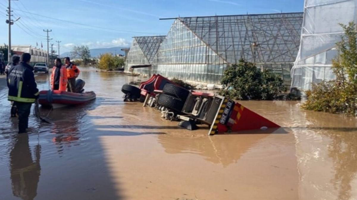 Hangi ilçelerde okullar tatil? Yarın (14 Aralık) Konyaaltı, Kepez, Akseki, Alanya'da okullar tatil mi?