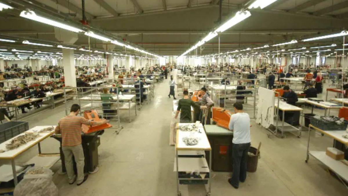 'Ulus'ta bir daire fiyatına İtalya'da fabrika aldık'