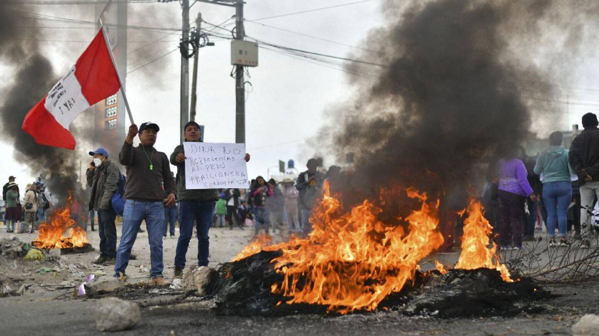 Peru'da protesto; ölü sayısı 20'ye çıktı