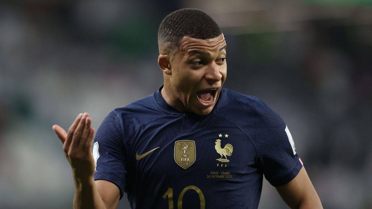 Mbappe'nin soyunma odasında ne konuştuğu ortaya çıktı!