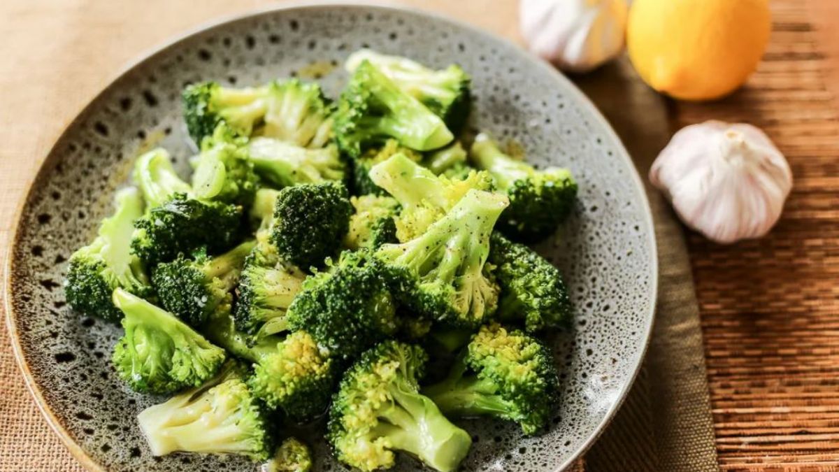 Zeytinyağlı limonlu diyet brokoli tarifi