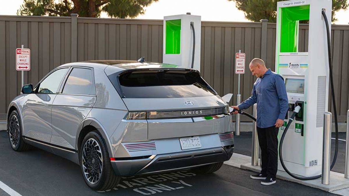 Kanada, 2026’da elektrikli araç satışlarını zorunlu kılacak