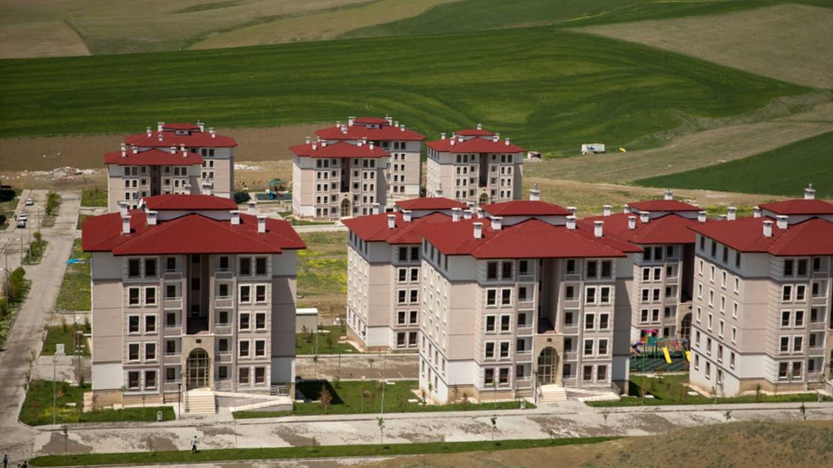 2023 düşük faizli konut kredisi kampanyasına anne ve babasının evi olanlar başvurabilir mi? (0,69, 0,79, 0,89, 0,99)