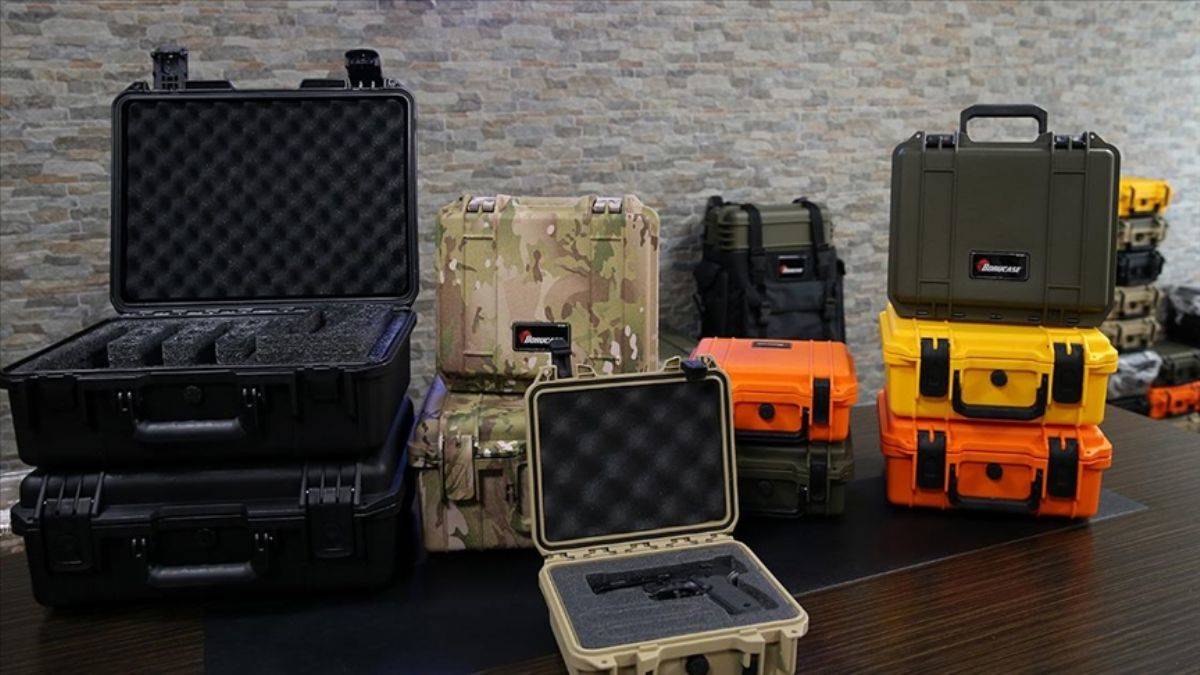 Sivas'tan her ay 10 bin silah çantası ihracatı