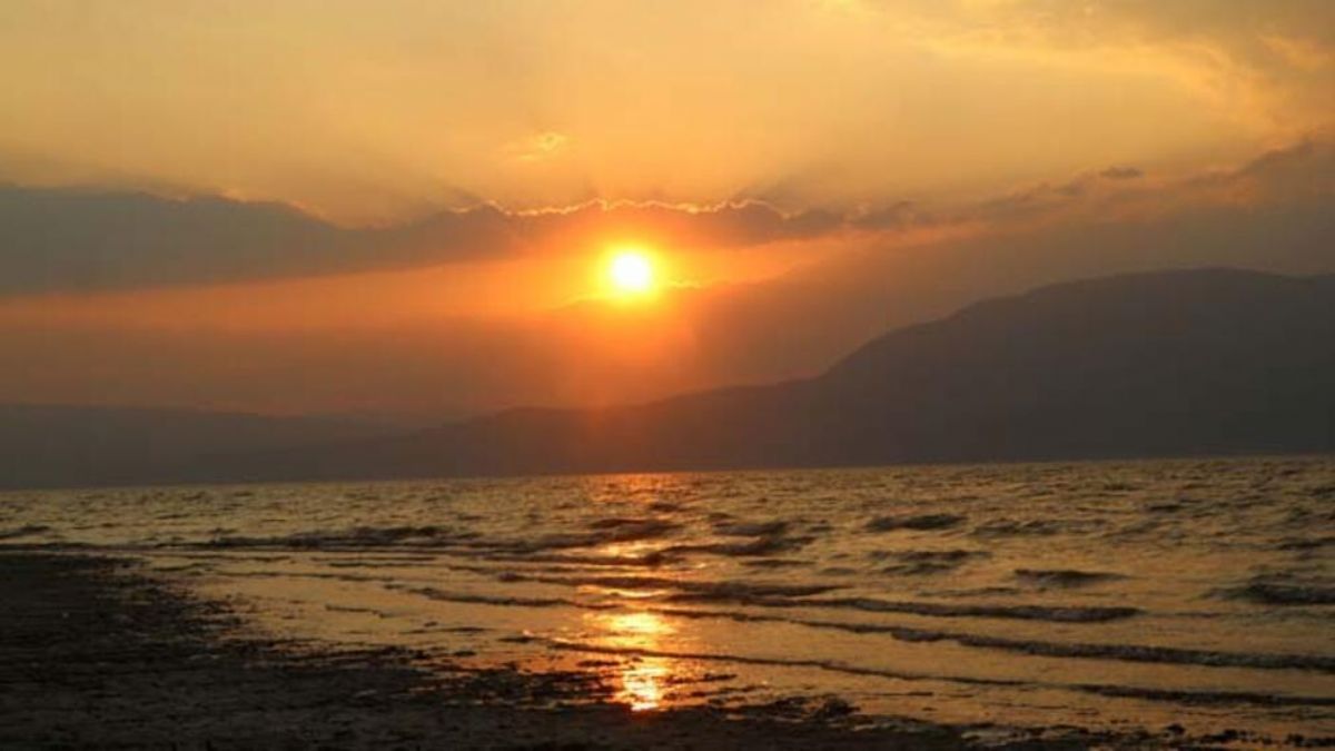 Burdur Gölü'nde 'gün batımı' güzelliği