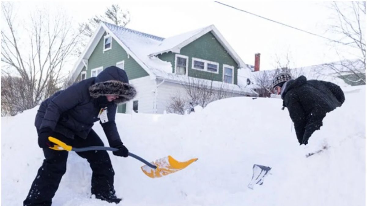 İki gündür yağan kar ve şiddetli tipi New York’ta hayatı olumsuz etkiledi