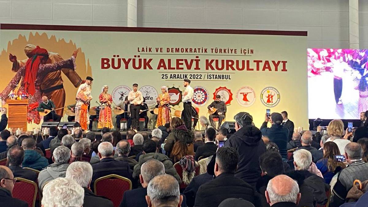 Aleviler arası ‘düşkün’ tartışması: ABD ve İsrail düşkünleri!