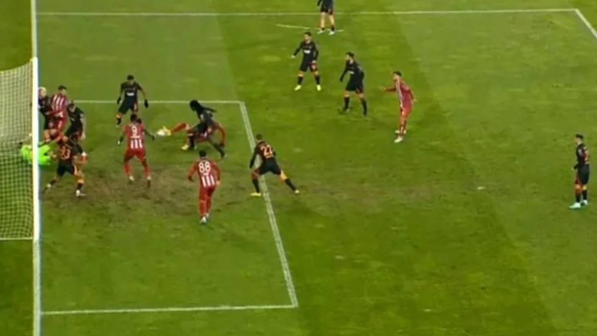 Sivasspor'un golü neden iptal edildi? Ofsayt mı, faul mü yapıldı?