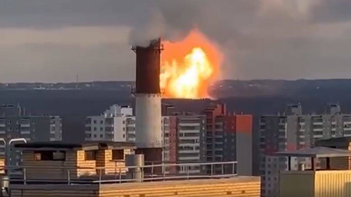 Rusya duyurdu: Ukrayna'nın savunma sanayi tesisleri bombalandı