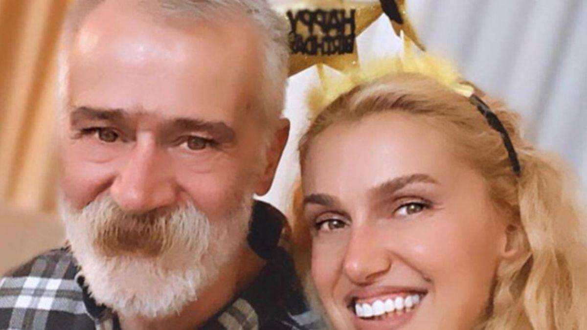 Tuğba Özay'ın babası şair İlhan Özay vefat etti