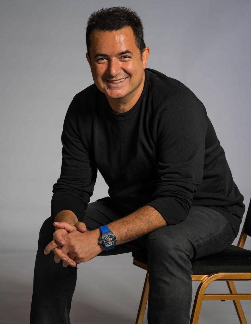 Acun'dan İşçilerin Mesai Saatlerine İsyan