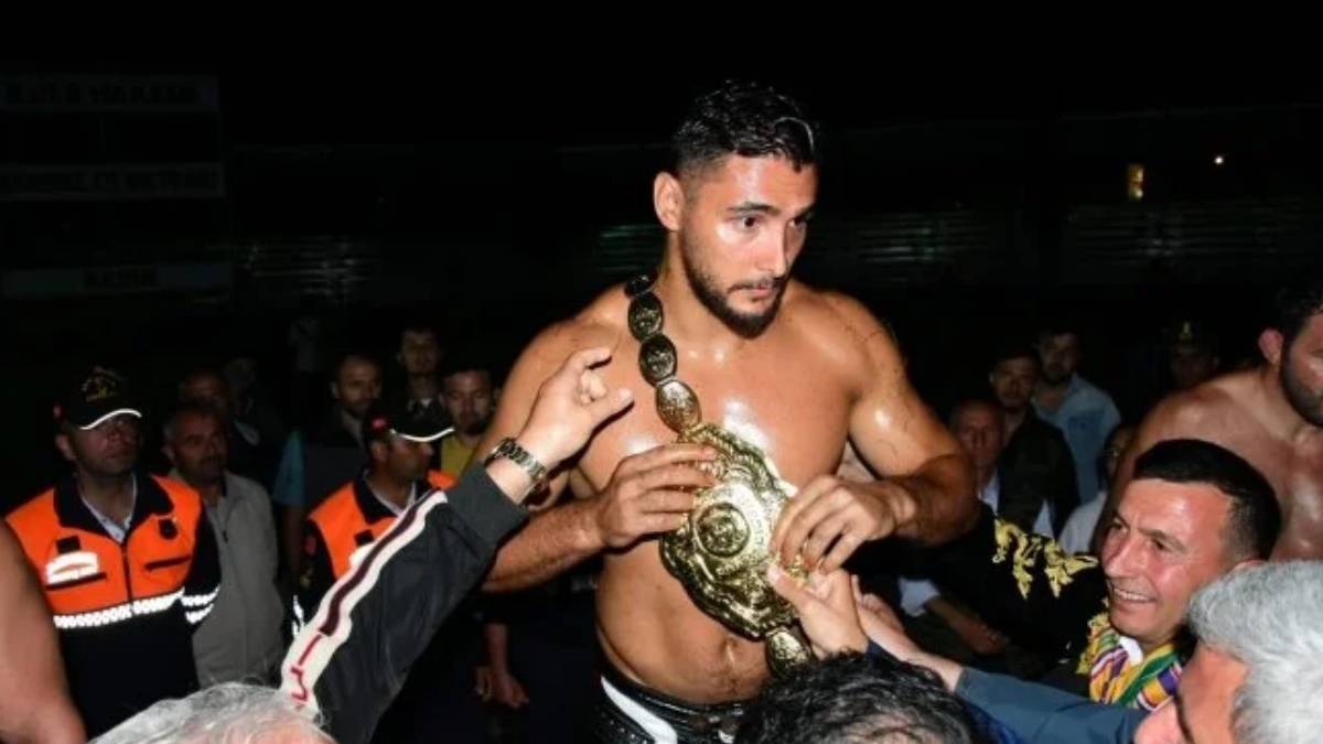 2022 Kırkpınar Başpehlivanı Mustafa Taş kimdir?