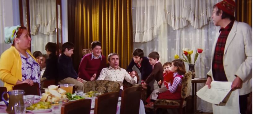 Neşeli Günler Filmi Konusu Nedir? Neşeli Günler Oyuncuları