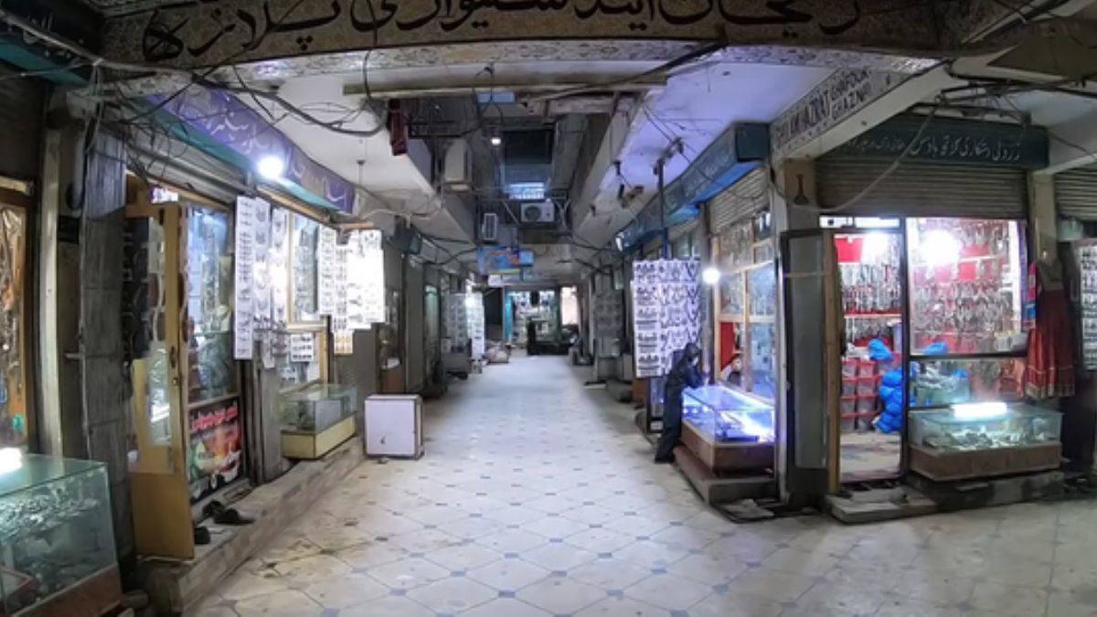 Pakistan'ı ekonomik kriz vurdu! İş yerleri erken kapanacak